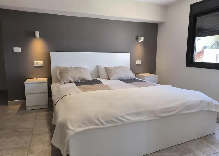 Apartamentos Guayonje Costa